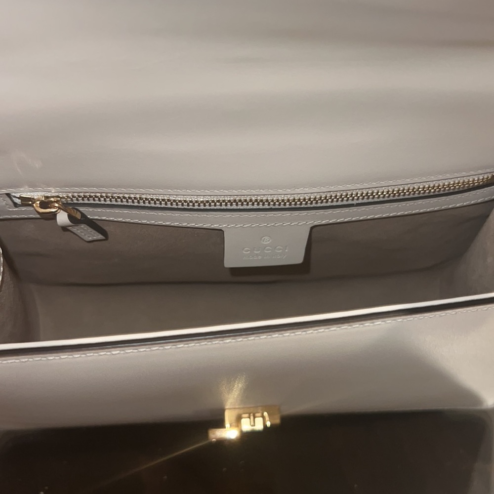 Gucci Sylvie handbag - Picture 9 of 16